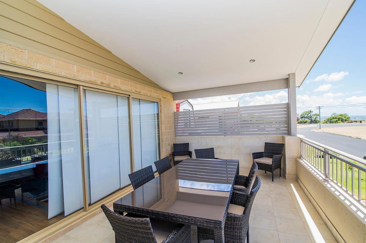 Busselton Holiday Home Экстерьер фото